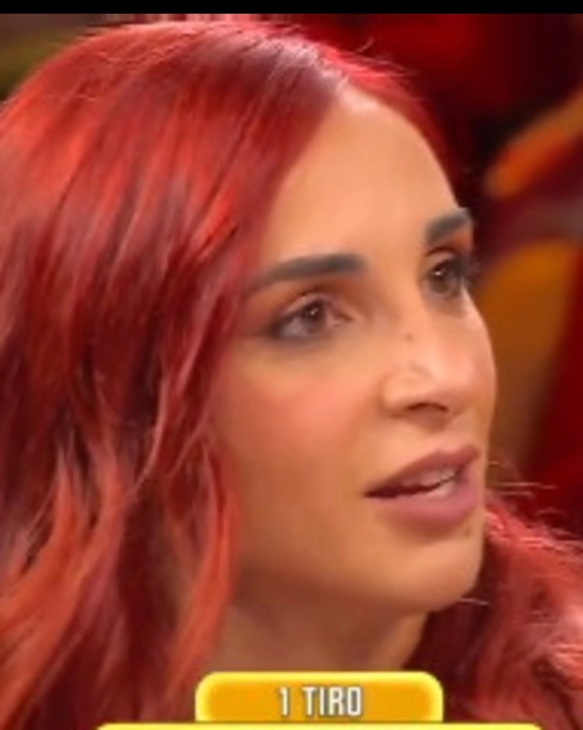 Affari tuoi, Giulia insultata sui titoli di cosa: "Sbattuta fuori di casa"