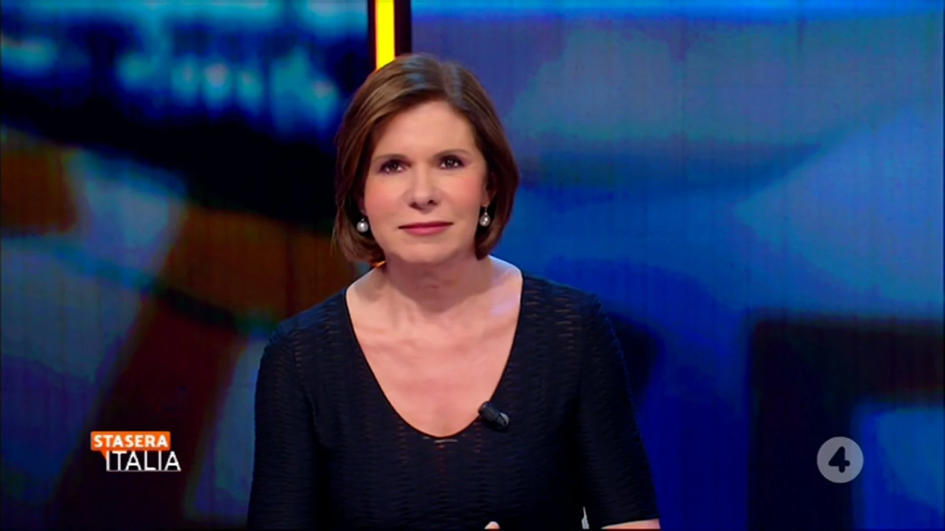 Stasera Italia, Bianca Berlinguer smonta Di Maio: "Mi sembra che un giorno si parla di una tassa, e dopo..."