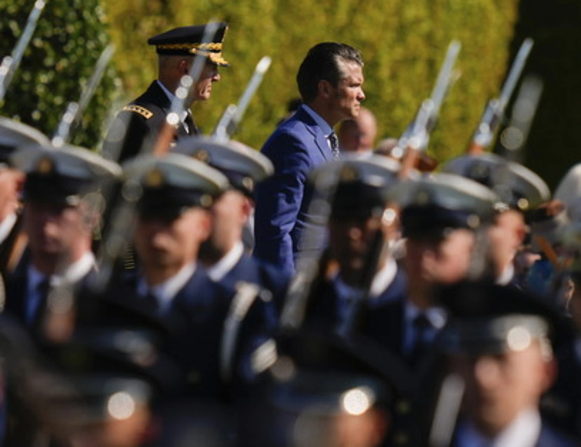 Pentagono, "convocazione rara e urgente" di centinaia di generali Usa: scatta il panico