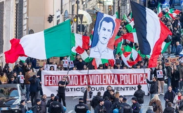 Imperia, Gioventù Nazionale sbugiarda il collettivo rosso e denuncia Ilaria Salis: "Rissa? Una balla"