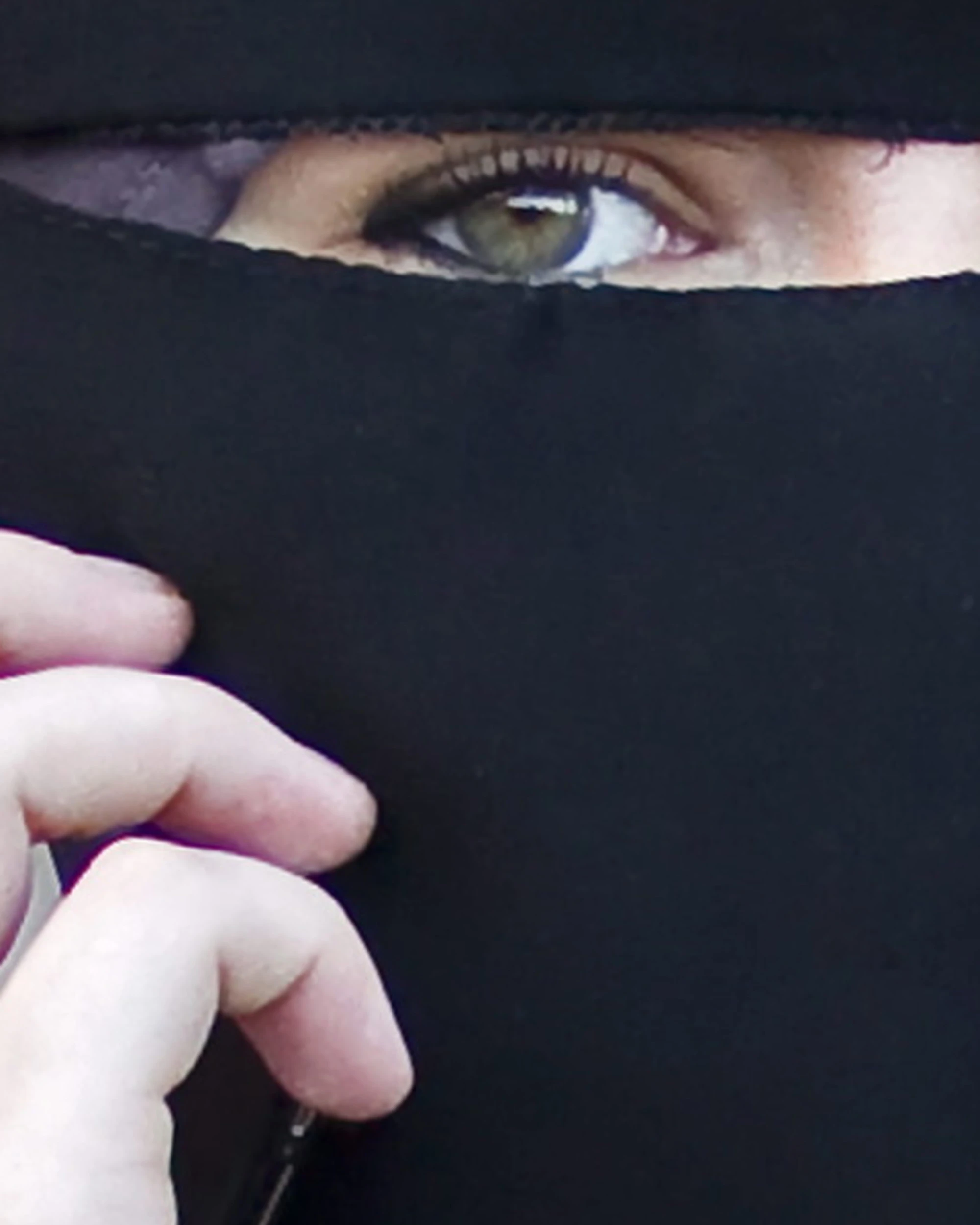 La Lega lancia la guerra alla islamizzazione: la mozione che cambia tutto
