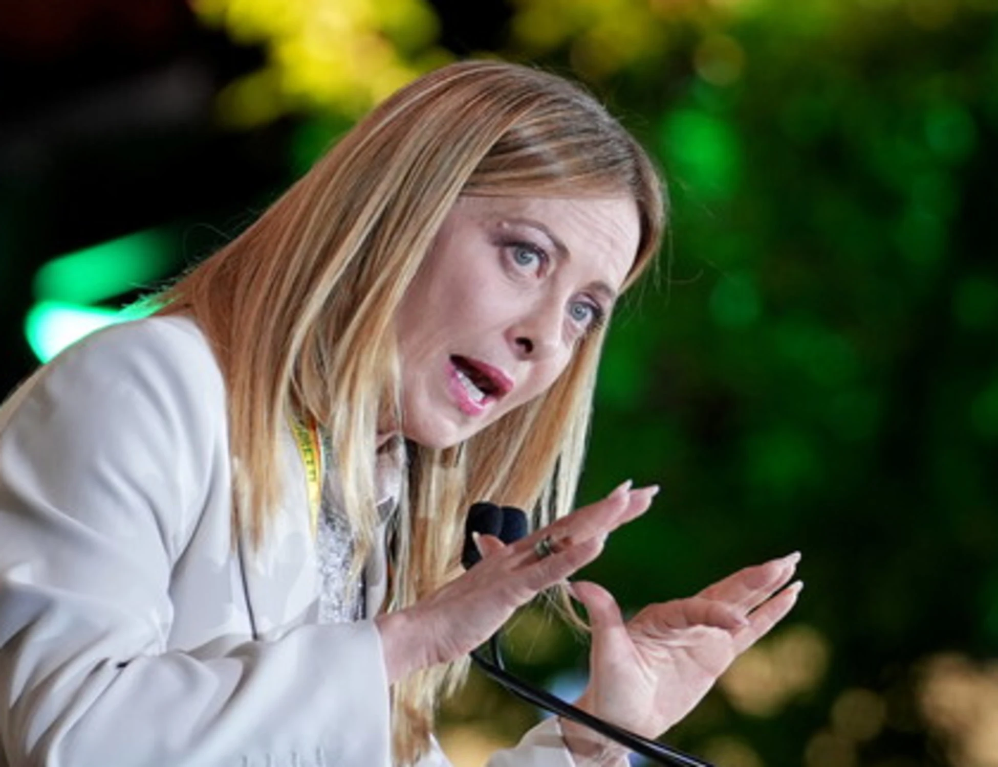 Meloni, smentita alla Stampa: "L'ennesima falsa notizia", il fango e una frase fulminante