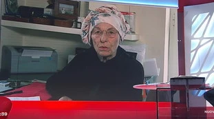 Berlusconi, l'aneddoto di Emma Bonino: "A Linate, in una saletta riservata..."