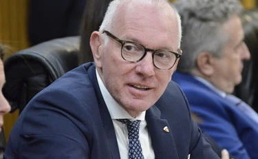 Renzo Testolin, decade il presidente della Valle d'Aosta: la sentenza dopo il ricorso di Avs