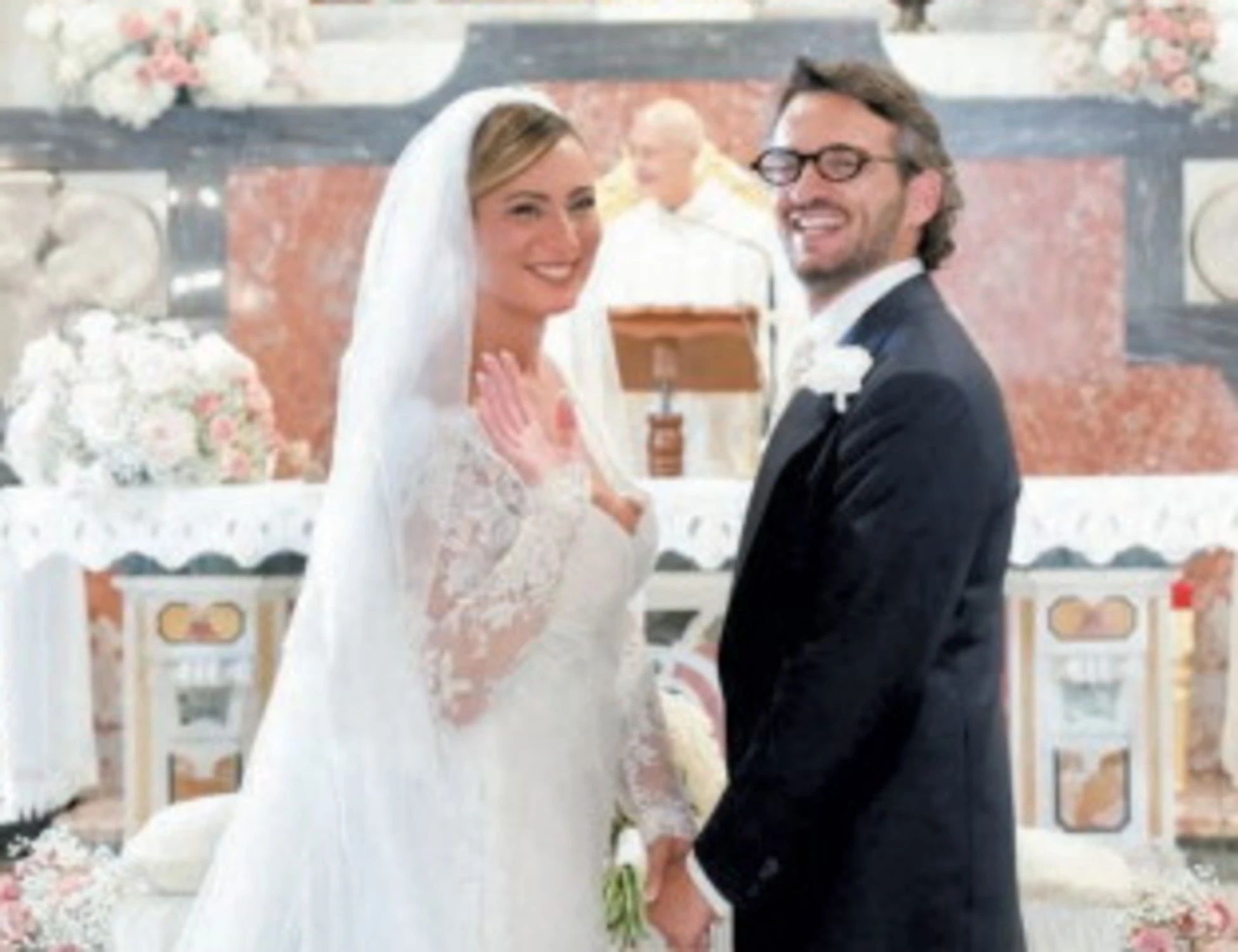 Vip, gente comune, nozze al buio: ormai ci si sposa soltanto in tv