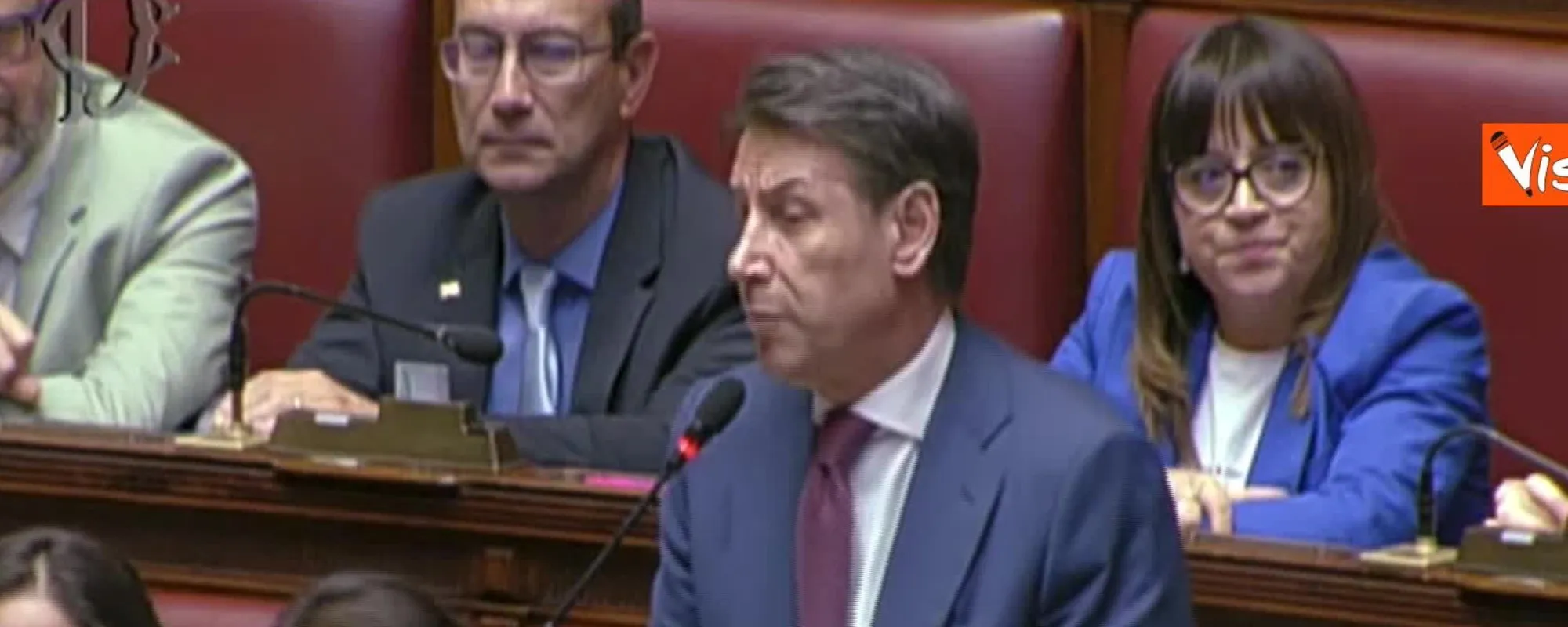 "Eh, siete messi male": Conte perde il controllo in aula contro FdI