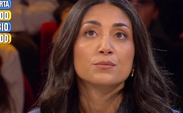 Affari Tuoi, smorfia sbagliata? Sara inchiodata: "Faccia da..."