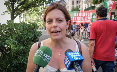 Prof accoltellata, Ilaria Salis senza vergogna: "Le sue idee razziste incompatibli con la scuola"