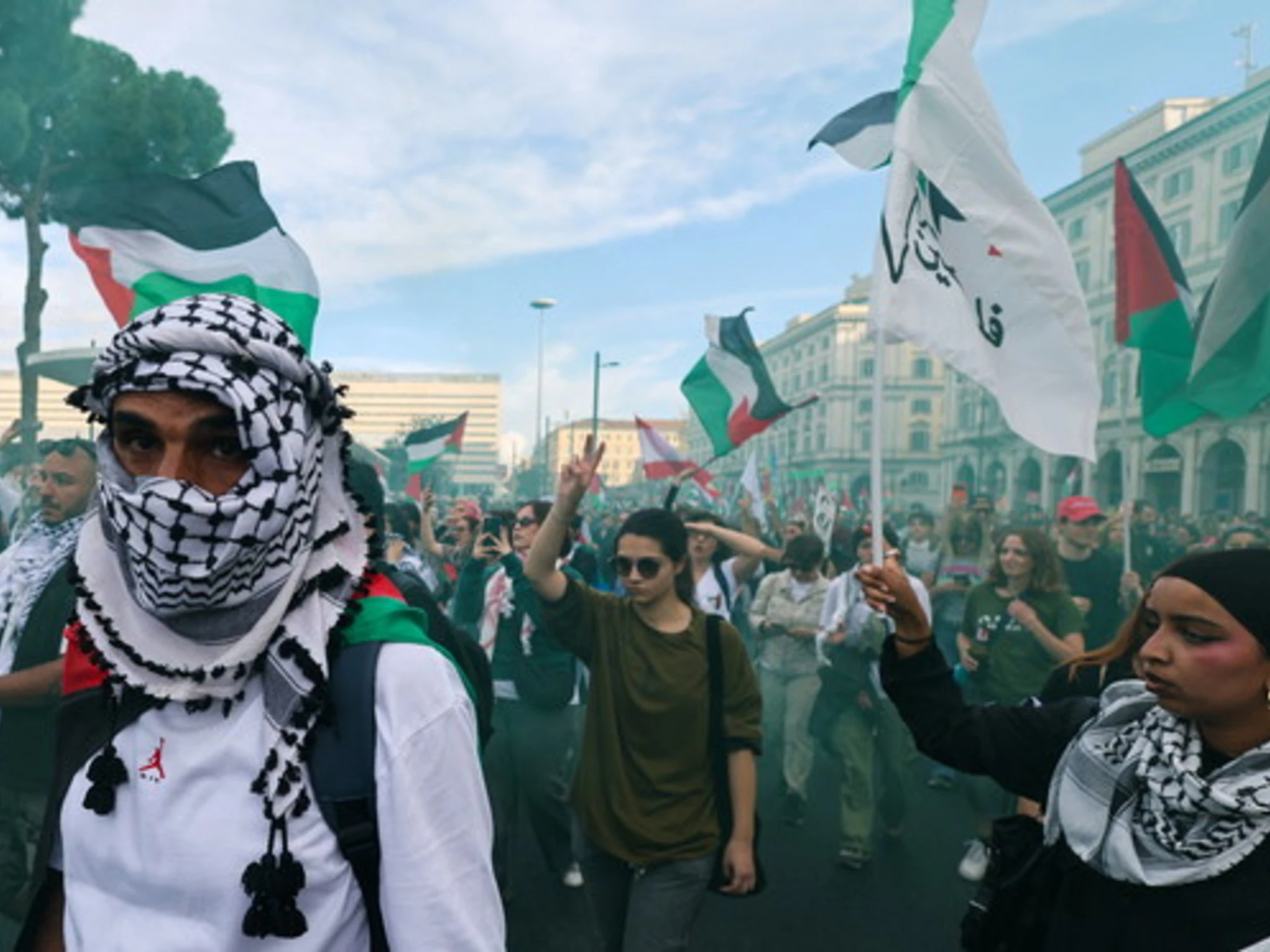 Si è legittimato l'odio pro-Pal: così nascono le rivolte europee
