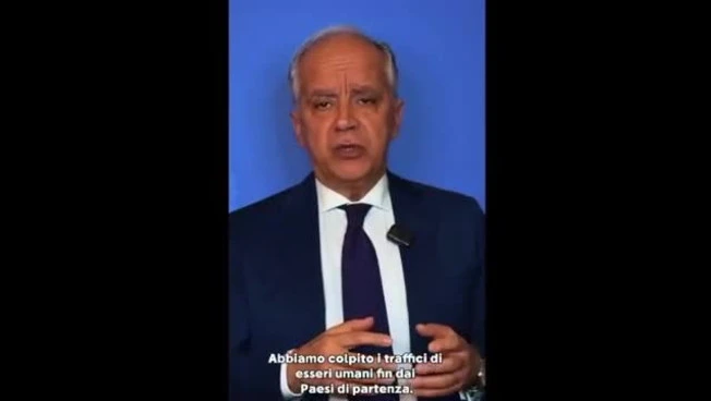 Piantedosi: "7mila migranti rimpatriati nel 2025 e -58% sbarchi 2024"