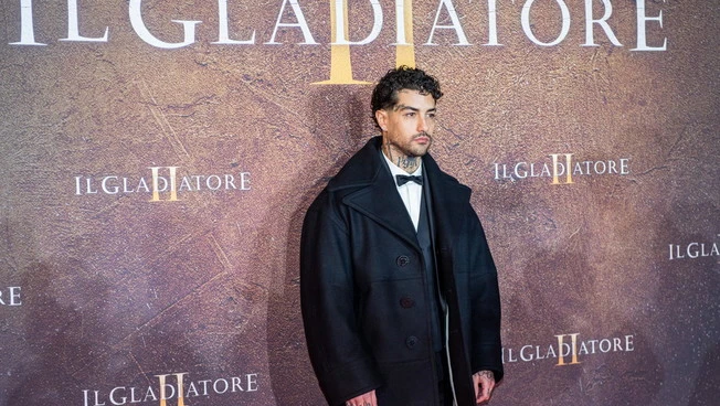 Giusto far saltare il concerto di Capodanno di Tony Effe?
