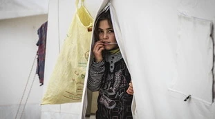 Immigrazione, lo sconvolgente caso dei bimbi rifugiati siriani: "In letargo, addormentati all'improvviso e ora non si svegliano"