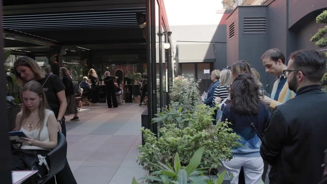 Alla Milano Design Week il concept immersivo di bellezza Kérastase Society