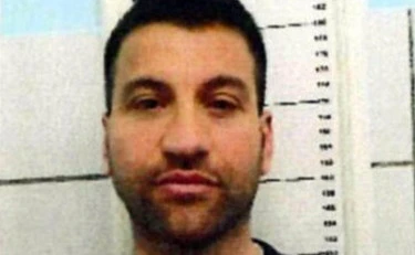 Arrestato Roberto Mazzarella, super boss latitante della Camorra: dove viveva (nel lusso)