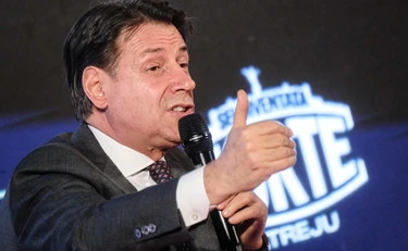 Atreju frantuma Pd e M5s: "Conte si scusi", "Rispettateci"