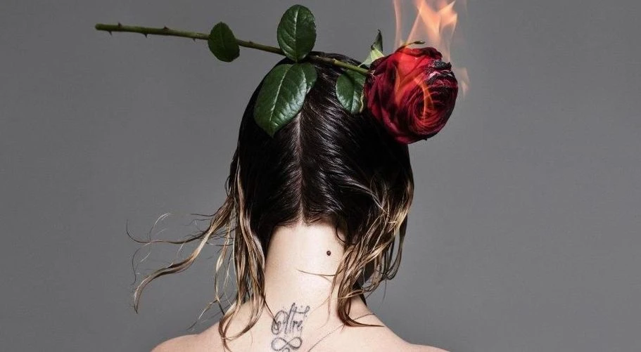 EMMA TORNA CON IL SINGOLO "IO SONO BELLA" SCRITTO DA VASCO ROSSI