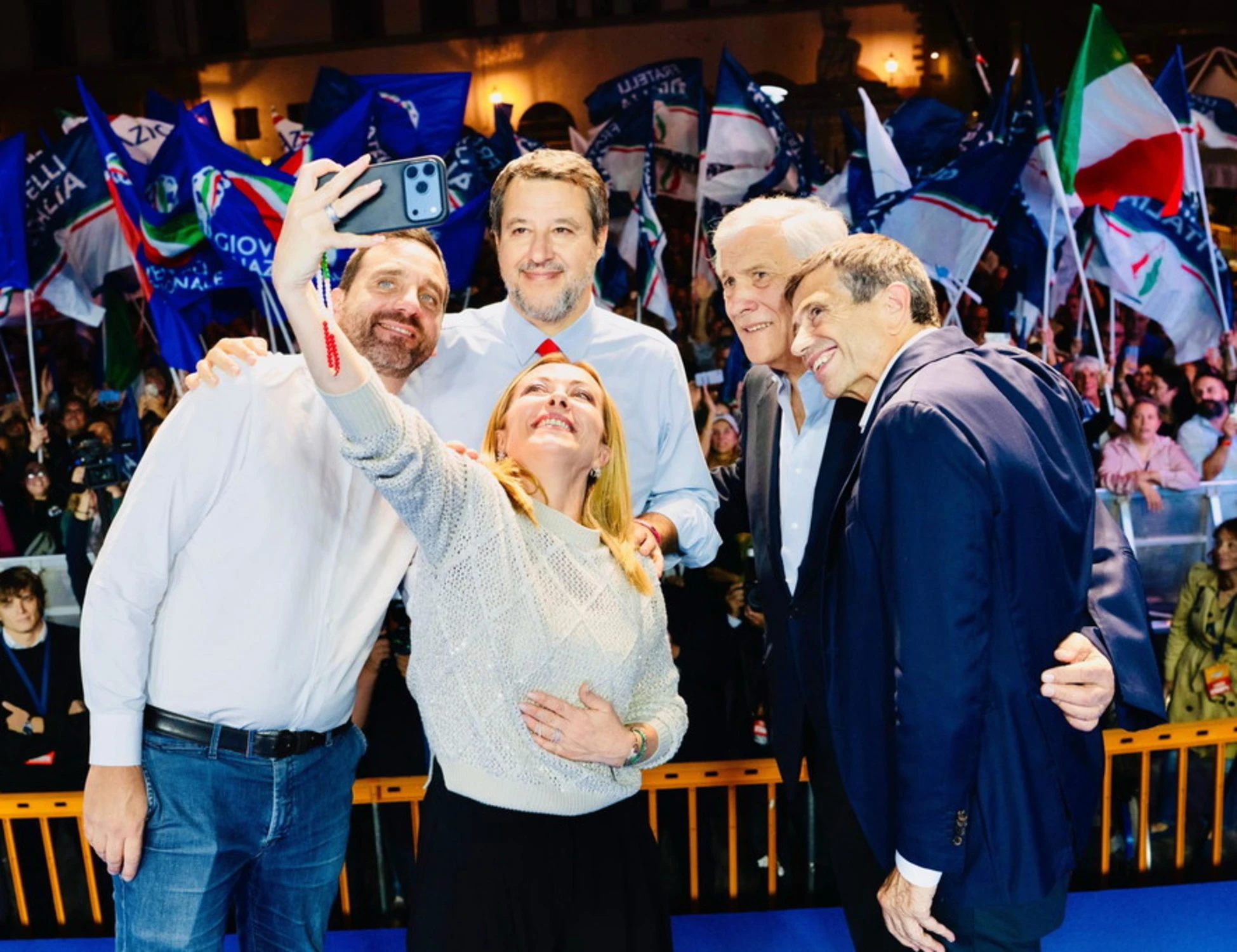 Meloni lancia Tomasi: "Sinistra un grande Leoncavallo, in Toscana possiamo vincere"