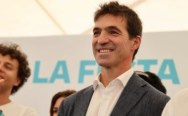 Regionali Marche, la diretta: Acquaroli verso il trionfo, fa il vuoto su Ricci