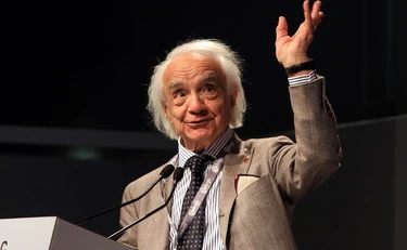 È morto il fisico Antonino Zichichi, il padre dei Laboratori del Gran Sasso: aveva 96 anni