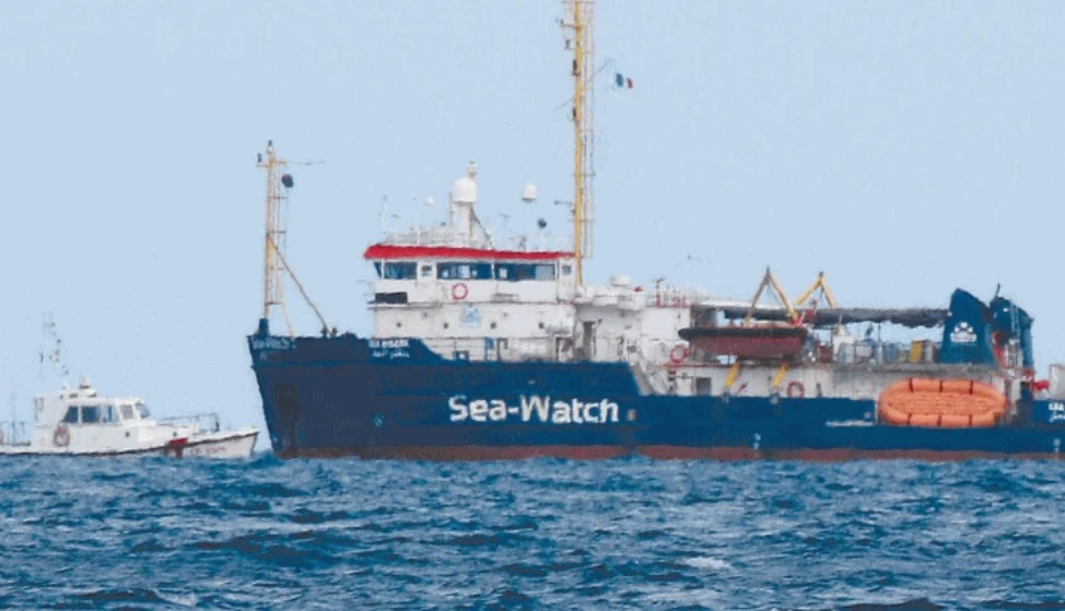 Sea Watch, l'Europa ci rifila tutti gli immigrati: l'ultima vergogna contro l'Italia