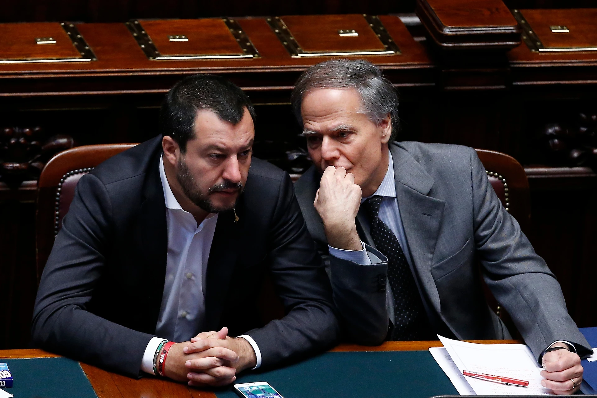 Libia, si spacca il governo giallo-verde. Il ministro Enzo Moavero sfida Matteo Salvini