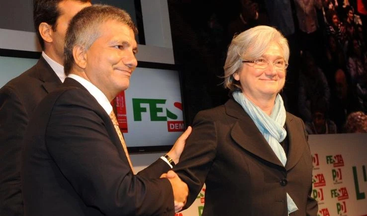 Vendola: "Mi voglio sposare"Ma l'alleata Rosy lo stoppa:"Matrimonio non s'ha da fare"