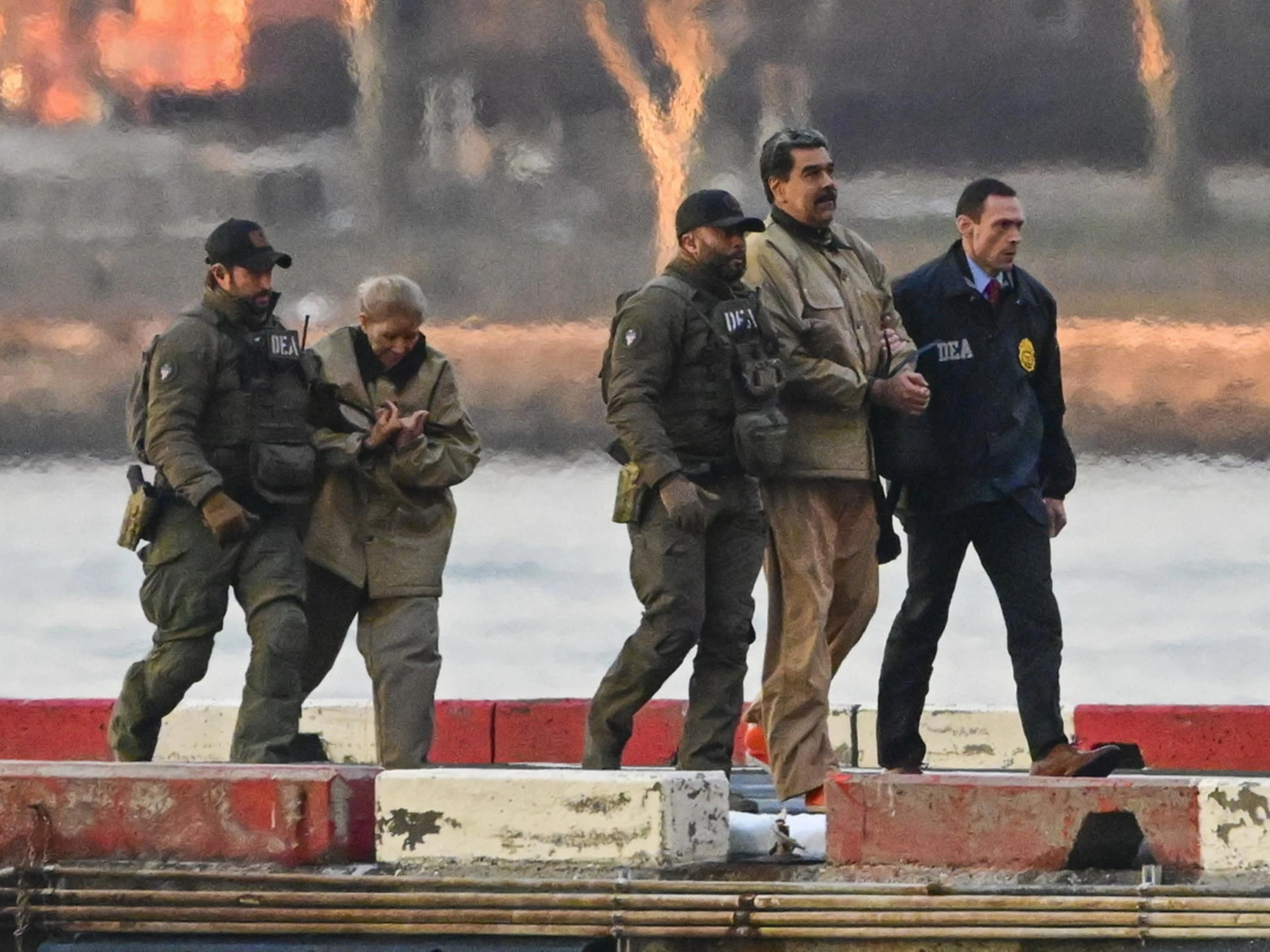 Maduro, non solo jet privati e ville: ecco il 'tesoretto" del tiranno congelato dalla Svizzera