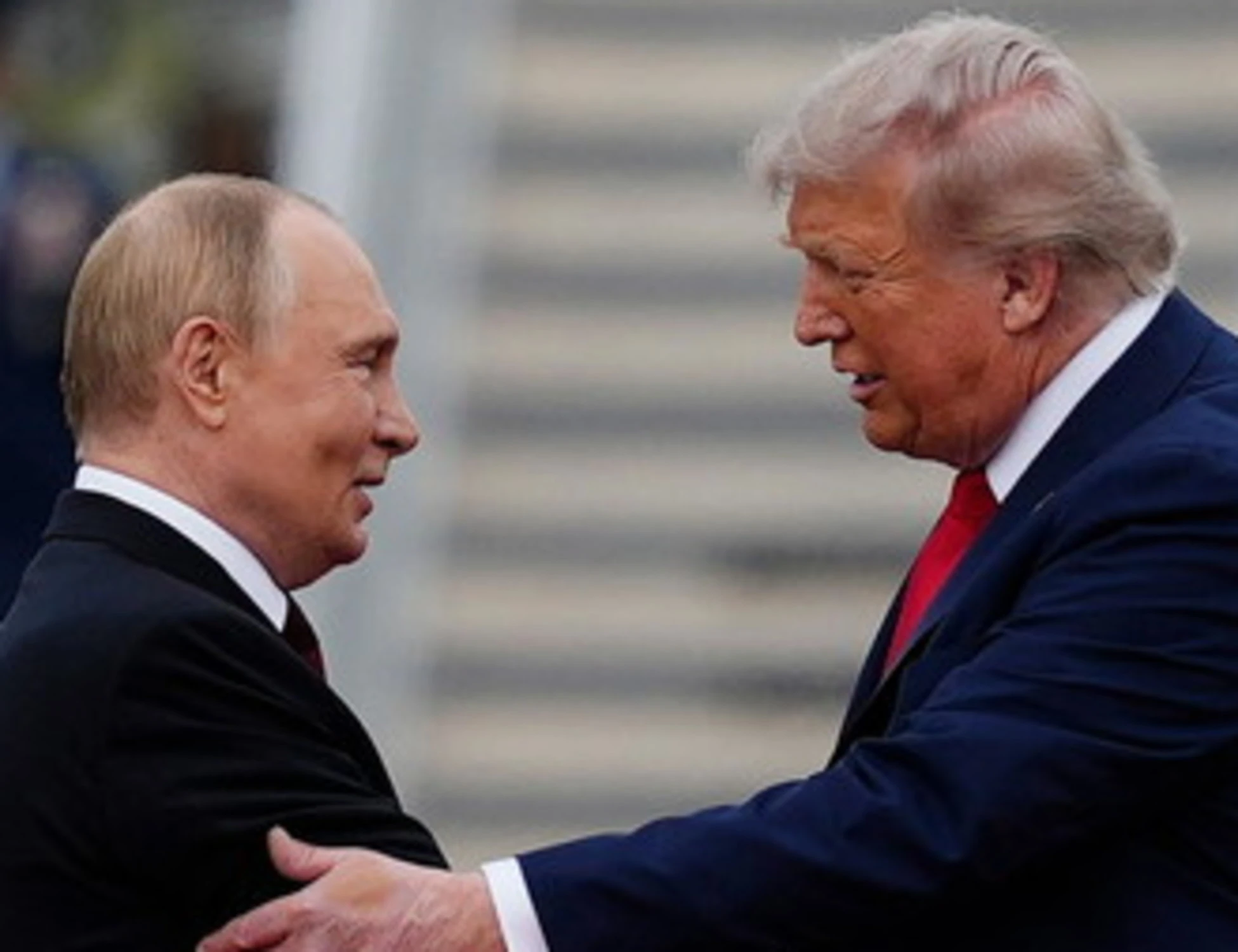 Putin e Trump, "non c'è nessun piano russo": la telefonata è una bomba contro l'Unione europea