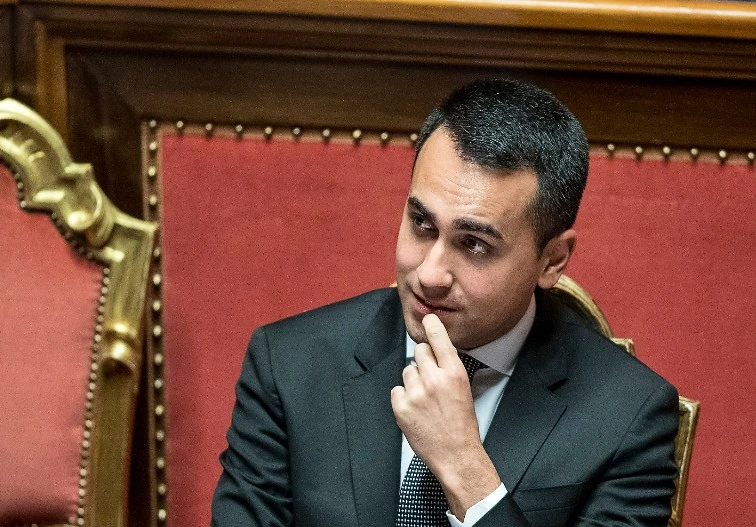Sondaggio di Fabrizio Masia per Agorà: gli italiani bocciano il reddito di cittadinanza di Luigi Di Maio
