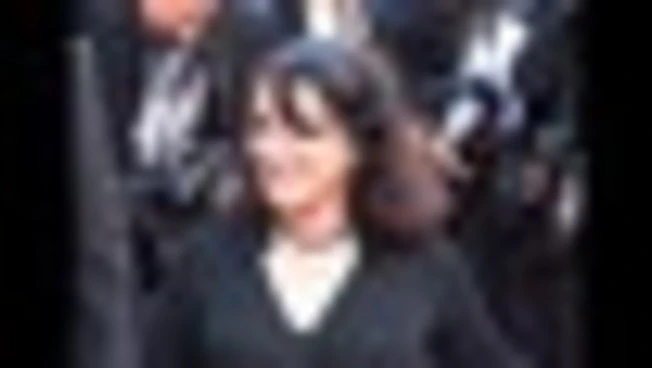 https://media.liberoquotidiano.it/dNE4iMHYvPov-De2TY2TqX0H2PFb8UqhVhL7mBM0VKY/width:800/quality:90/aW1hZ2VzLzIwMjYvMDYvMDQvMTIzMjM0ODg0LTBmZDk0M2NhLWVmYjctNDk5OC1iNWUwLTI3OGFhNGQ1ODM5ZS5qcGc.webp
