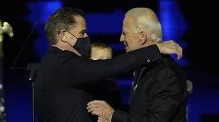Joe Biden, prima bomba giudiziaria sul presidente: figlio indagato, e Trump infierisce