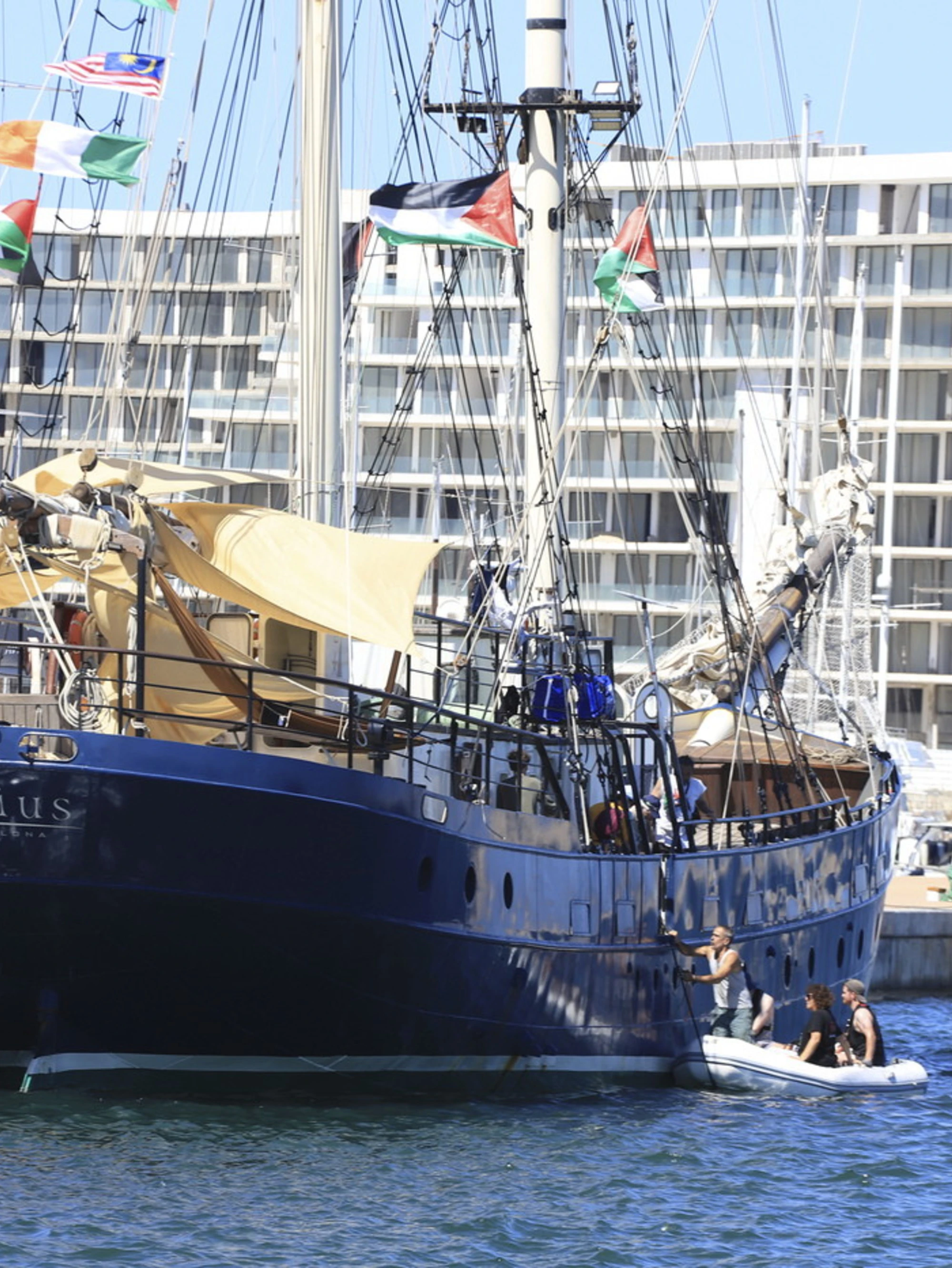 Flotilla, si affondano da soli