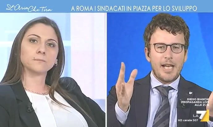 L'aria che tira, scontro tra Diego Fusaro e Anna Ascani: "Serva dei signori del capitale". "La denuncio"