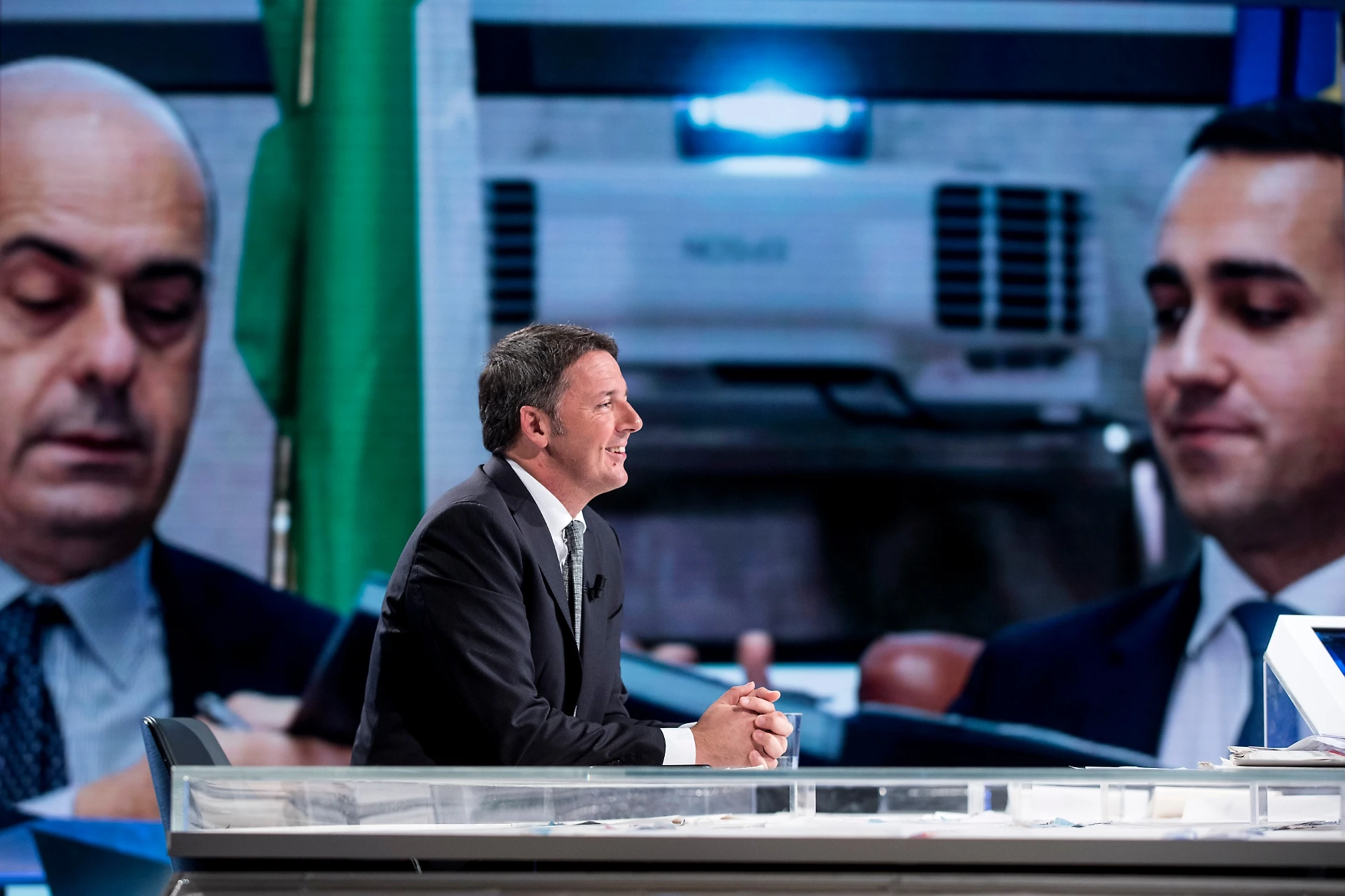 Manovra, il retroscena: Pd e M5s, scontro totale nella notte. Salta il vertice