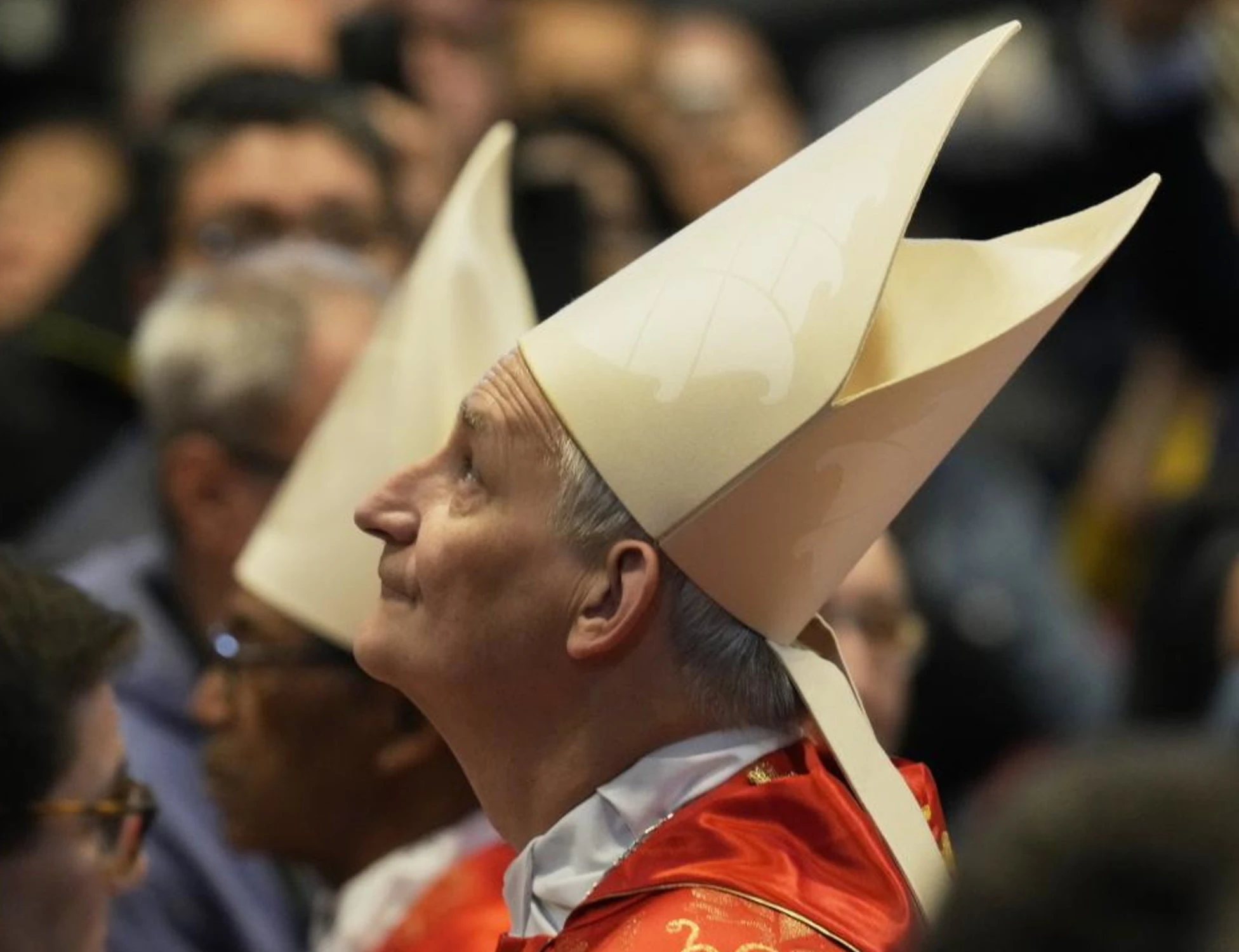 Zuppi, la bacchettata sul Conclave: "Più fuori che dentro"