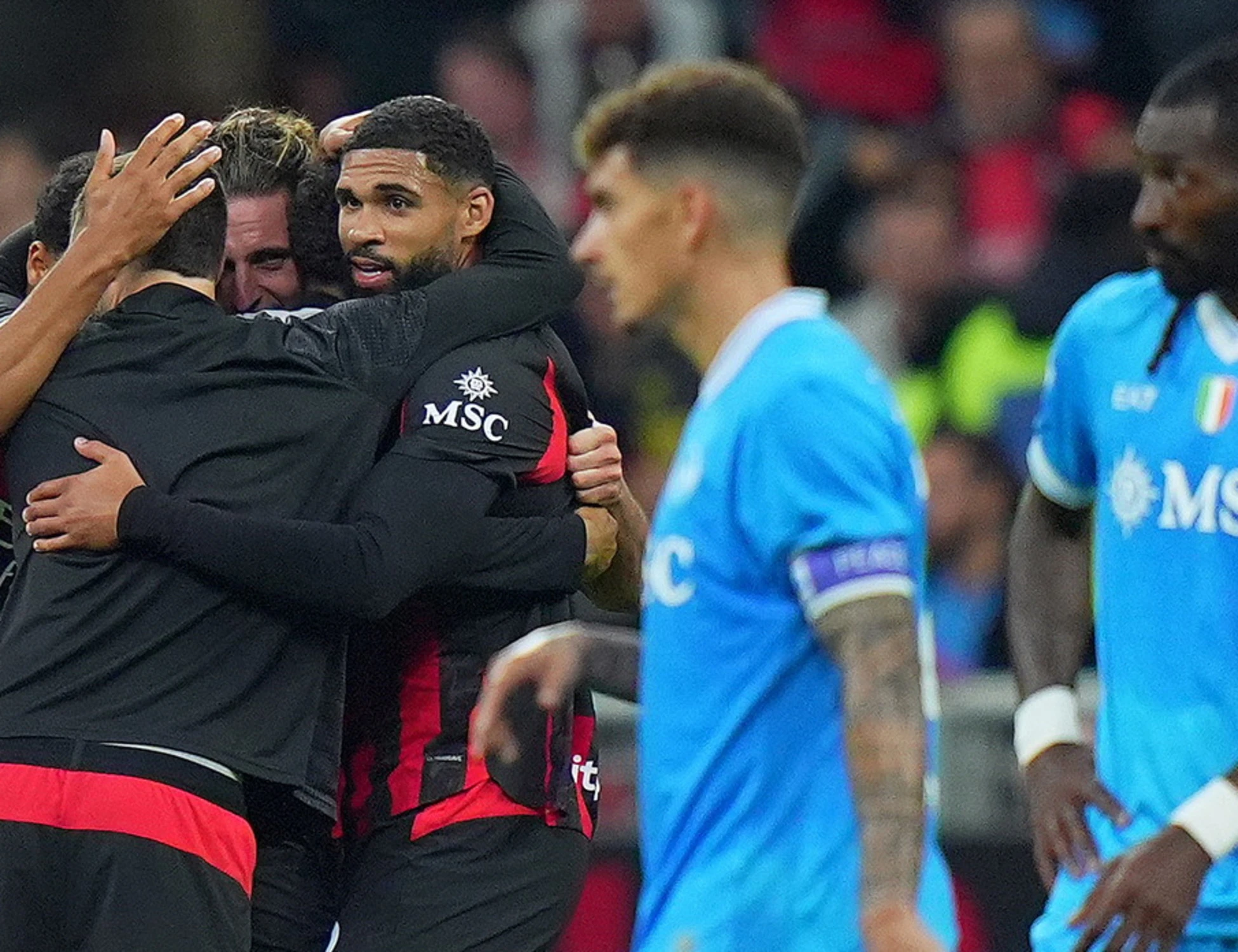 Milan-Napoli, rossoneri in 10 stendono il Napoli: ora pensano in grande