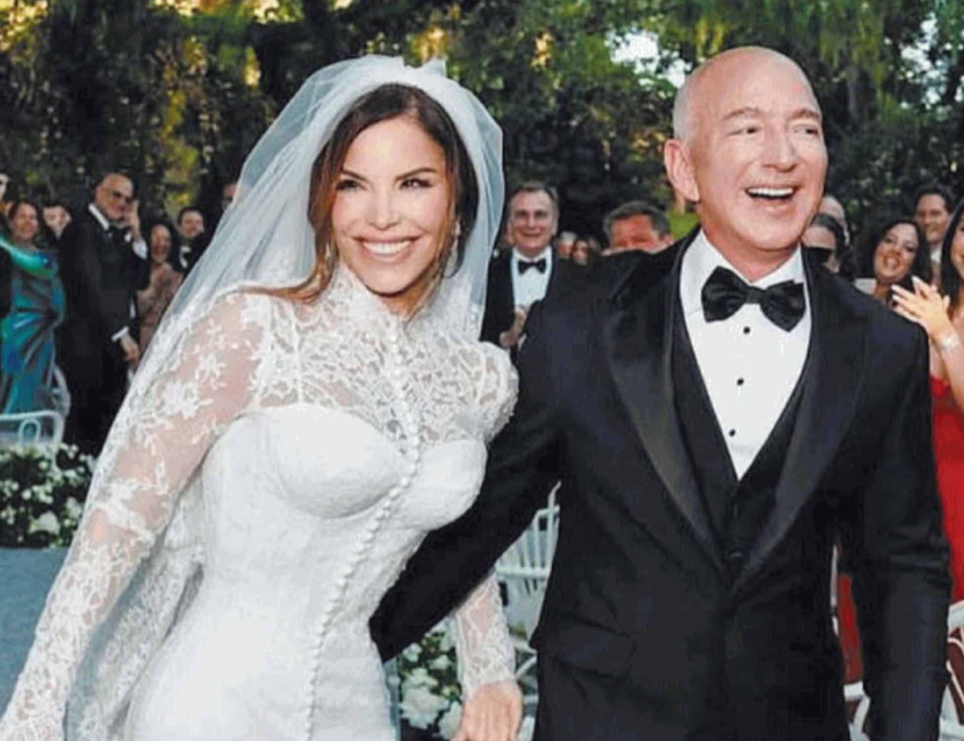 Bezos e Lauren a Venezia, matrimonio e gran sfarzo alla faccia dei contestatori