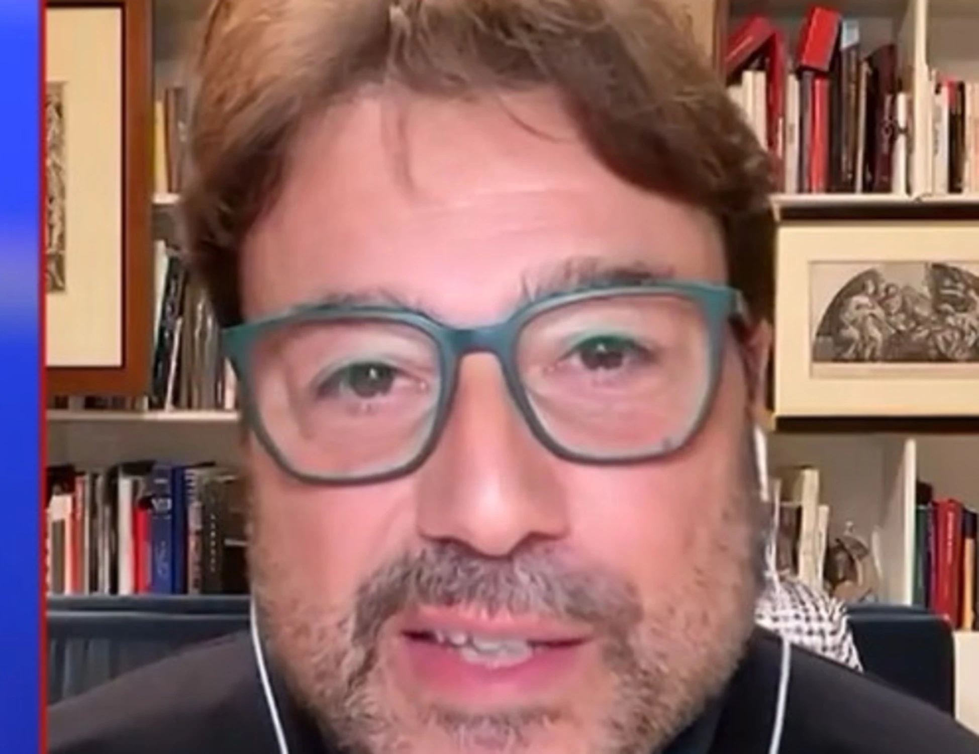 Gennaro Sangiuliano incalza Tomaso Montanari con una domanda: "Sei liberale?"