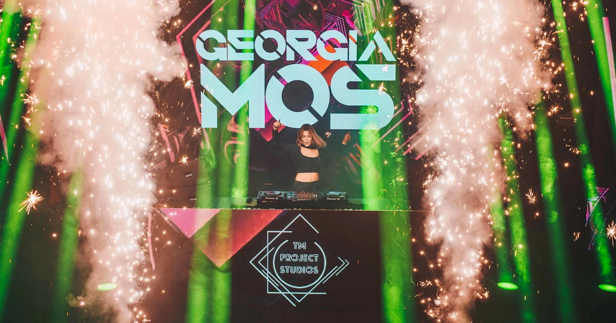 Georgia Mos, una dj italiana alla conquista dei Mondiali in Qatar