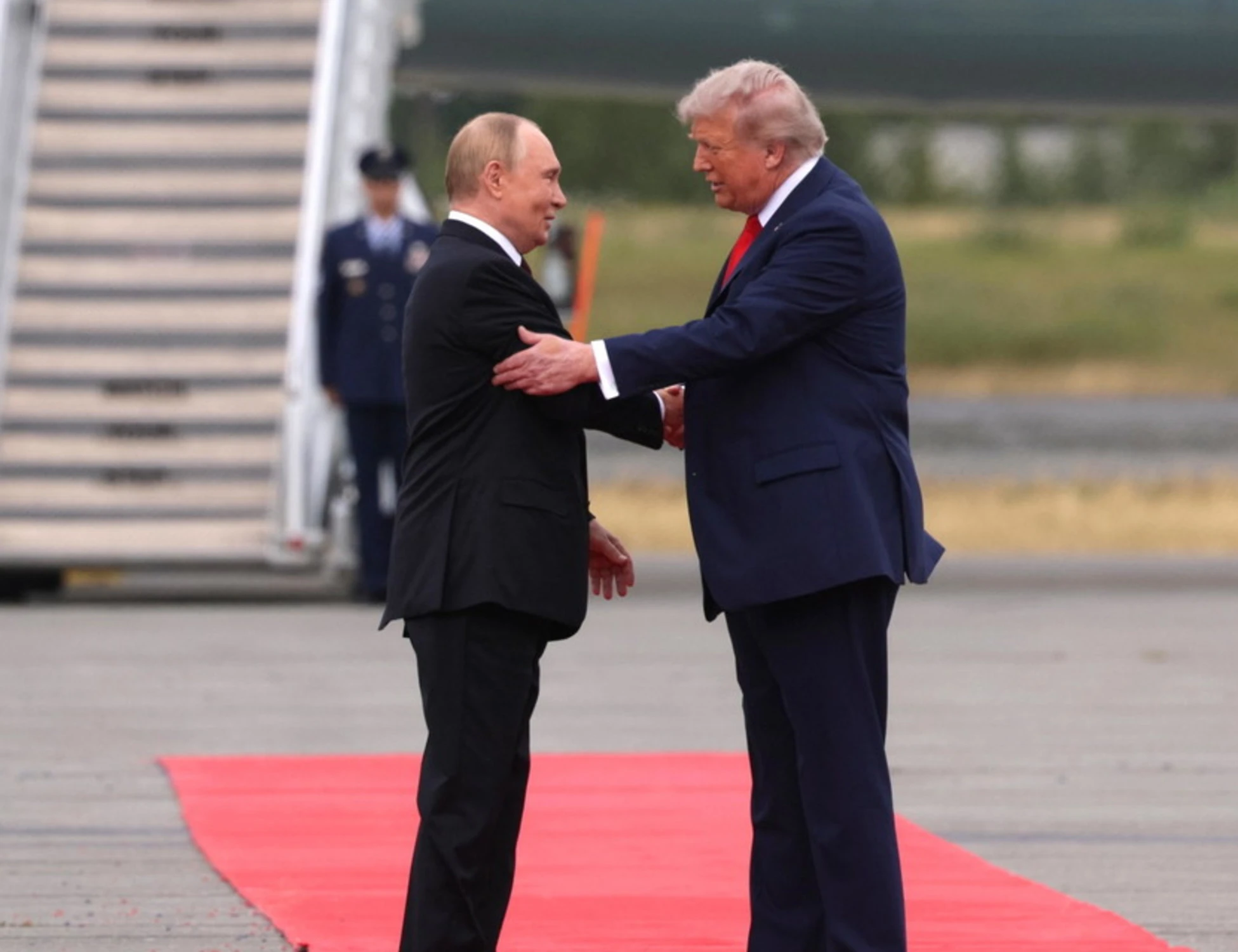 Quelle profezie sballate: occhio ai titoli su Trump <span style="color: rgb(153, 0, 0);">Foto</span>