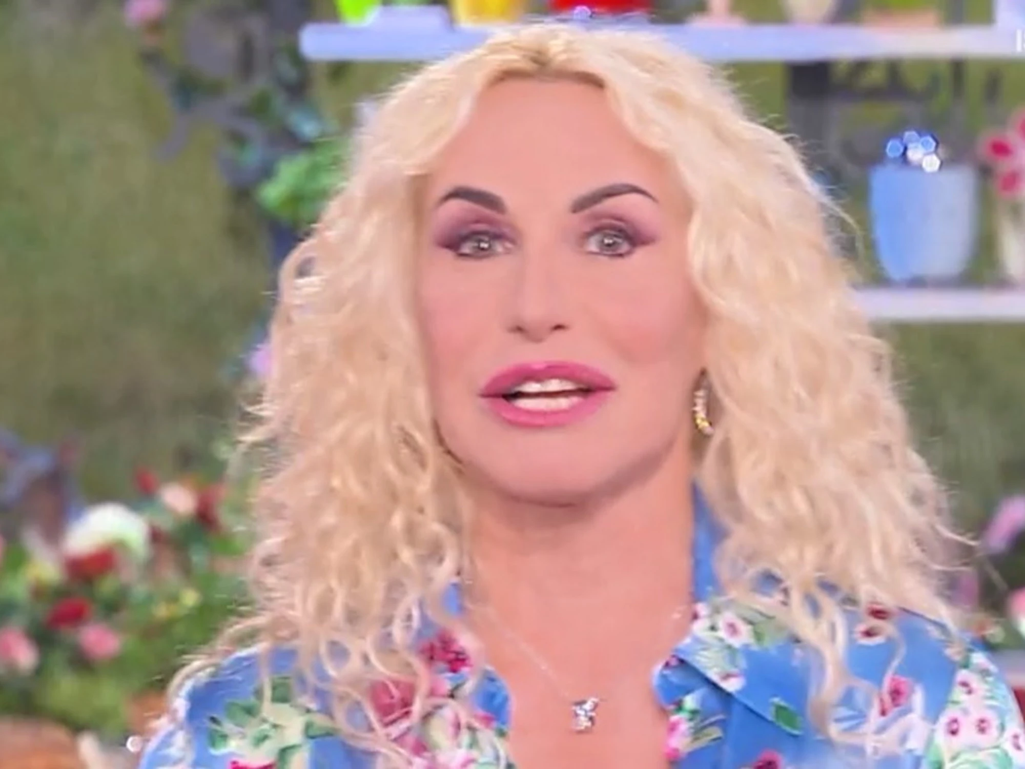 Antonella Clerici, schiaffo alla sinistra: dopo le balle su Meloni e volo di Stato...