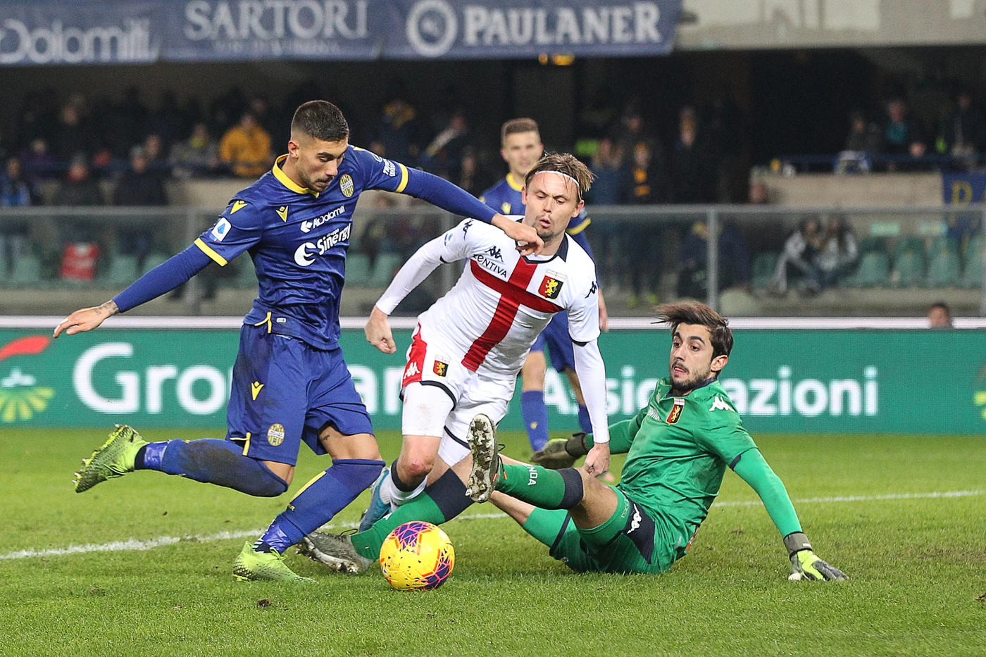 Verona inarrestabile: gli uomini di Juric rimontano il Genoa sul 2-1. Nel mirino anche l'Europa League