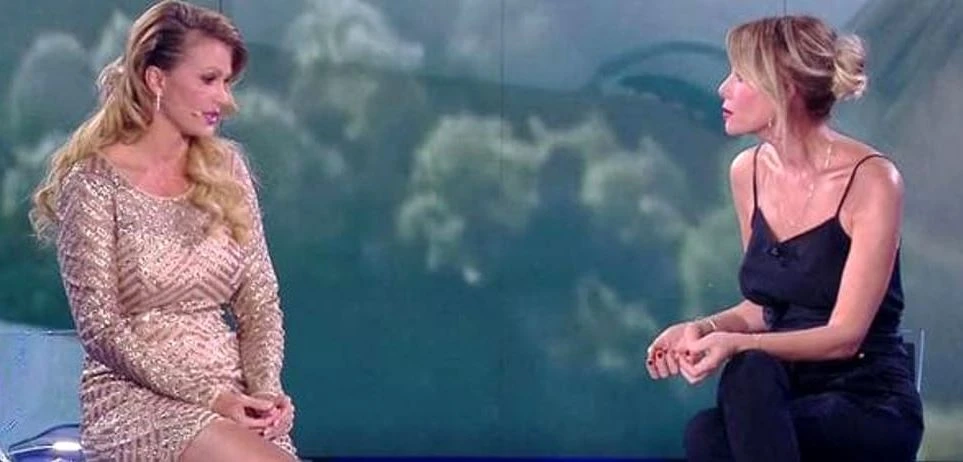 Isola dei famosi, l'indiscrezione atomica: dramma Marcuzzi, vogliono chiudere prima il reality