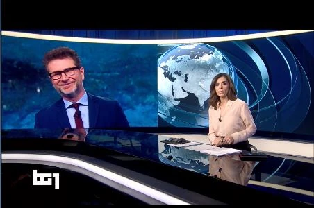 Fabio Fazio in diretta al Tg1 prima di Macron, la frase sfuggita a molti: "Come avrete...". Bomba sulla Rai