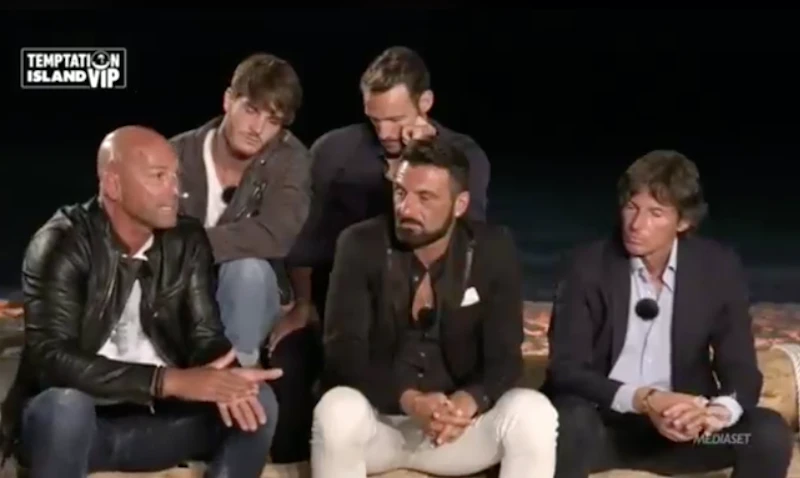 Temptation Island Vip, Stefano Bettarini: "Tratto le donne come regine". E Simona Ventura lo umilia