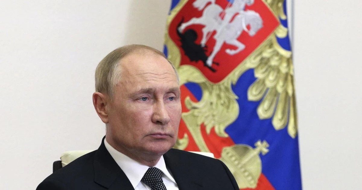 Russia, altro che i regali di Putin: ecco il peccato originale della sinistra comunista