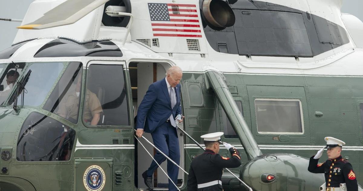 Ucraina, la guerra in diretta. Joe Biden: "Li costruiremo al confine, anche in Polonia". Sfida senza precedenti a Mosca