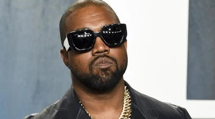 Kanye West, più nero o nazista? La sinistra va in tilt prima del concerto in Italia