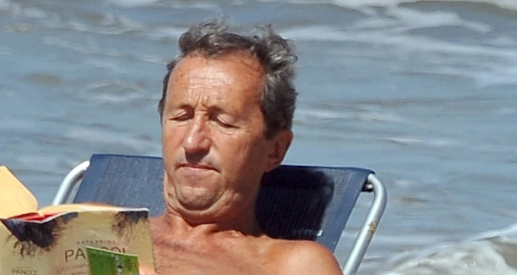 Gianfranco Fini contro Silvio Berlusconi: "Sta cannoneggiando volontariamente contro Forza Italia. Scarica le colpe su Raffaele Fitto e Denis Verdini"