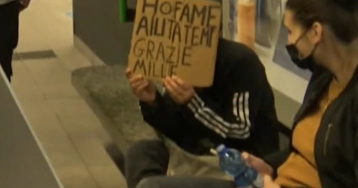 Striscia la Notizia, "chi sono davvero le donne che chiedono l'elemosina in metro": rivelazione inquietante